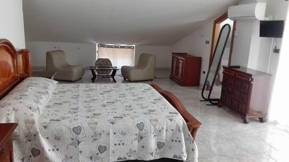 B&B Sentiero Romantico Eboli Bagian luar foto